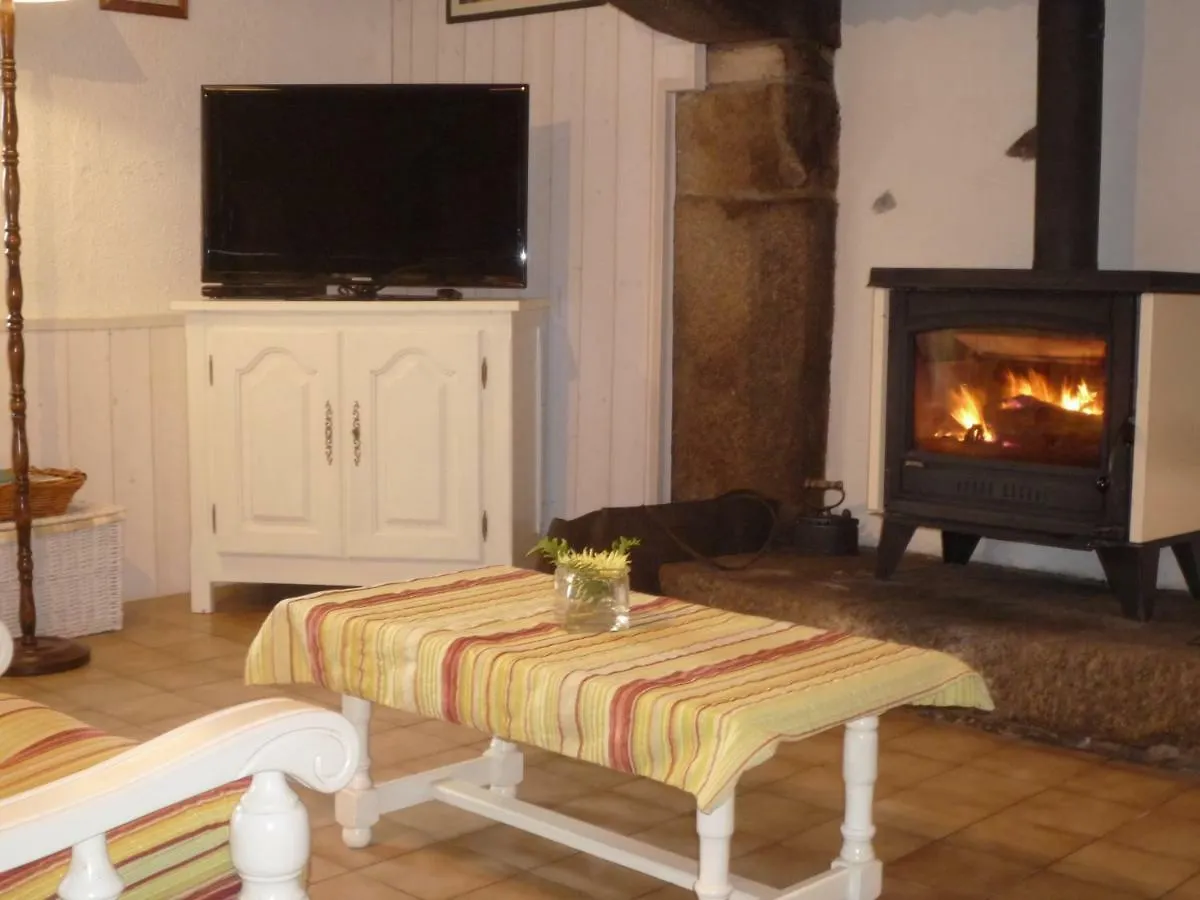 Les Bruyeres Villa Scrignac France